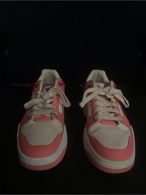 Puma Light Pink Low-Top Sneakers